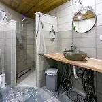 Paun Case de vacanță