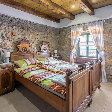 Holiday home Paun