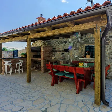 Paun Holiday home Bribir (Primorje-Gorski Kotar)