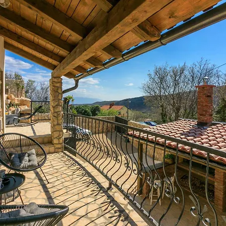 Paun Holiday home Bribir (Primorje-Gorski Kotar)