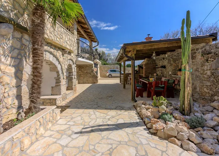 Paun 度假居 布里比尔